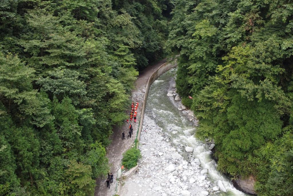 四川彭州龍槽溝“8·13”突發(fā)山洪災害致7人死亡,、8人輕傷