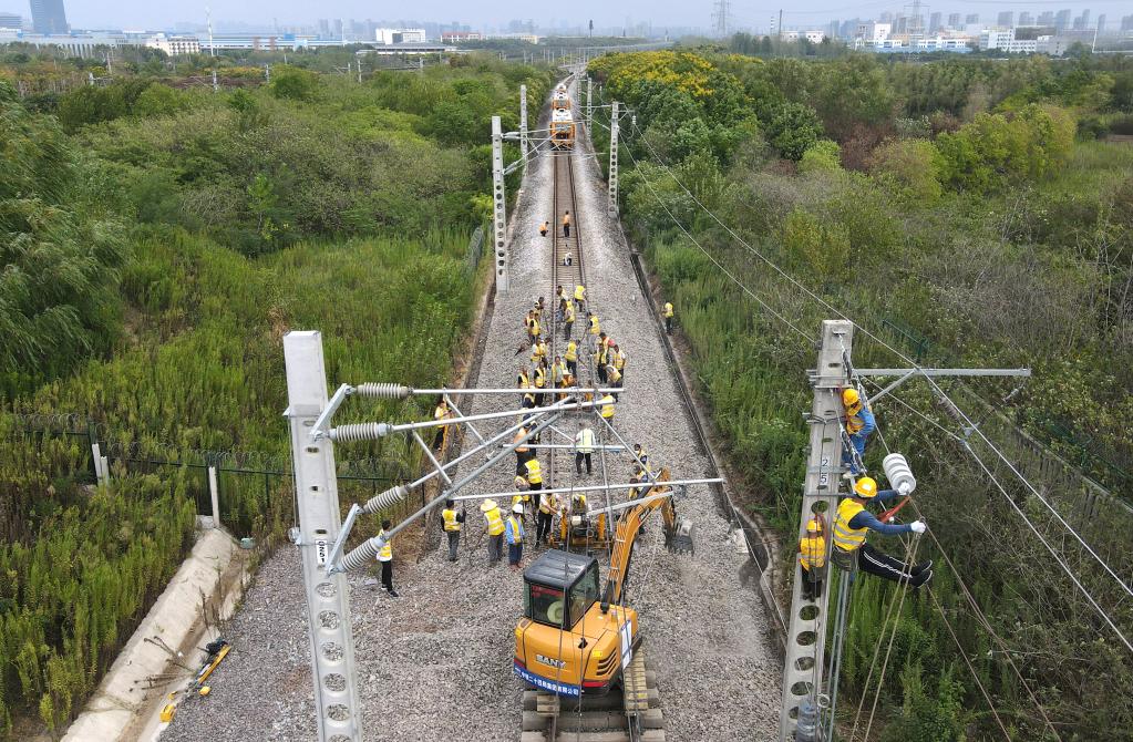 引江濟淮寧西,、滬蓉鐵路改建工程全部完成