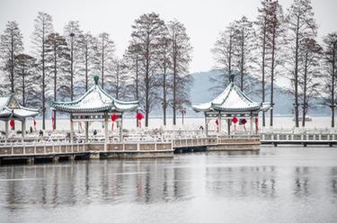 武漢迎來(lái)降雪天氣