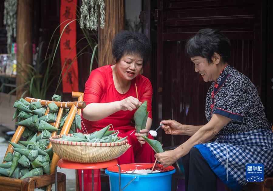 （新華全媒頭條·圖文互動(dòng)）（5）生態(tài)美,、產(chǎn)業(yè)興,、文化昌——長(zhǎng)江經(jīng)濟(jì)帶生態(tài)優(yōu)先、綠色發(fā)展見(jiàn)聞