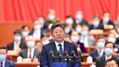 孫東生委員作大會(huì)發(fā)言