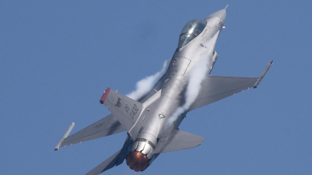 攔截俄大規(guī)?？找u 烏軍F-16機(jī)毀人亡